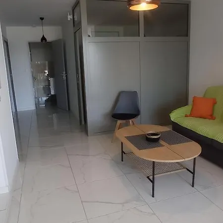 Les Sables Blancs De La Liscia Apartment *