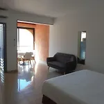 Les Sables Blancs De La Liscia Apartment *
